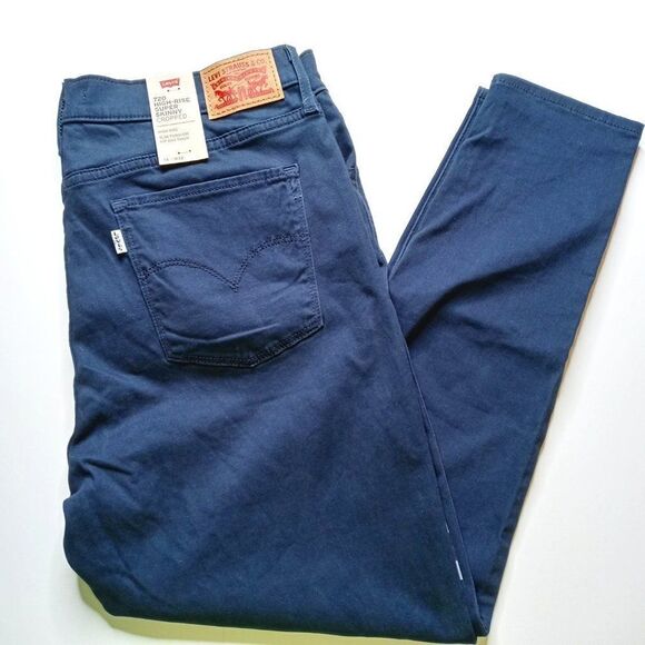 Levi's 720 High Rise Super Skinny Cropped Pant - Picture 1 of 5